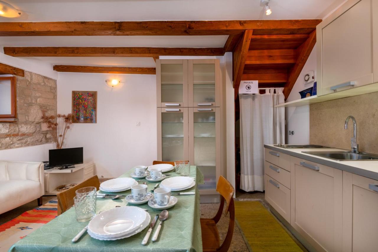 Apartment Blue Bay Free Parking Ровінь Екстер'єр фото